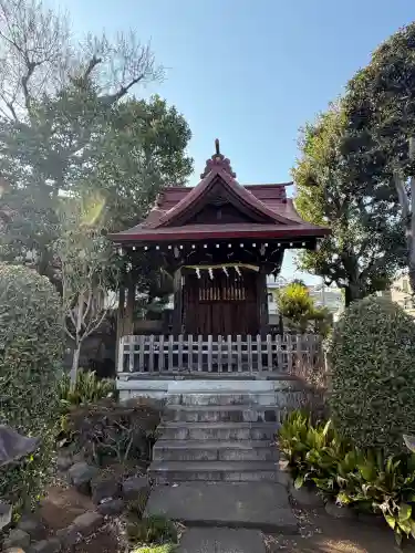 和泉貴船神社(和泉熊野神社境外末社)の{uncategorized: "未分類", other: "その他", undefined: "問題あり", building: "その他建物", grave: "お墓", sacred_gate: "鳥居", guardian: "狛犬", statue: "像", buddha: "仏像", history: "歴史", nature: "自然", garden: "庭園", animal: "動物", pagoda: "塔", temizu: "手水舎", mountain_gate: "山門・神門", sanctuary: "本殿・本堂", subordinate: "末社・摂社", art: "芸術", scenery: "景色", jizo: "地蔵", ema: "絵馬", goshuin: "御朱印", omikuji: "おみくじ", items: "授与品その他", amulet: "お守り", goshuincho: "御朱印帳", eats: "食事", festival: "お祭り", votive_dance: "神楽", shichigosan: "七五三参", wedding: "結婚式", experience: "体験その他", initially: "初詣", around: "周辺", anti_infection: "感染症対策"}