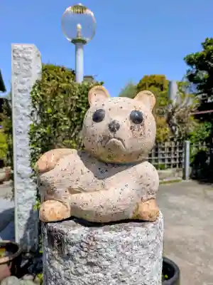日蓮宗龍口山本龍寺の{uncategorized: "未分類", other: "その他", undefined: "問題あり", building: "その他建物", grave: "お墓", sacred_gate: "鳥居", guardian: "狛犬", statue: "像", buddha: "仏像", history: "歴史", nature: "自然", garden: "庭園", animal: "動物", pagoda: "塔", temizu: "手水舎", mountain_gate: "山門・神門", sanctuary: "本殿・本堂", subordinate: "末社・摂社", art: "芸術", scenery: "景色", jizo: "地蔵", ema: "絵馬", goshuin: "御朱印", omikuji: "おみくじ", items: "授与品その他", amulet: "お守り", goshuincho: "御朱印帳", eats: "食事", festival: "お祭り", votive_dance: "神楽", shichigosan: "七五三参", wedding: "結婚式", experience: "体験その他", initially: "初詣", around: "周辺", anti_infection: "感染症対策"}