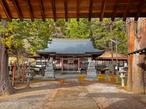 穂見諏訪十五所神社の本殿