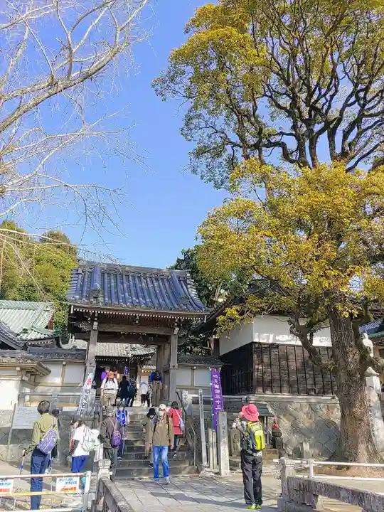 安楽寺の山門・神門