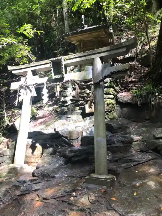 龍鎮神社(奈良県)