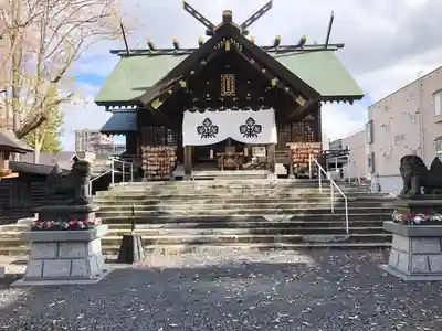 札幌諏訪神社の本殿・本堂