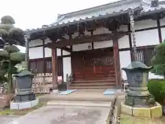 光西寺の本殿