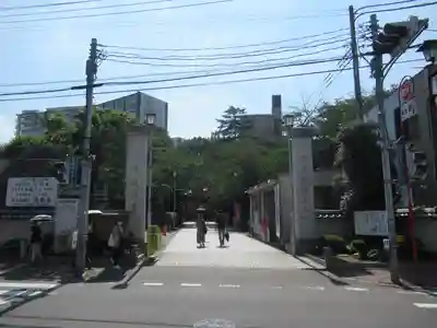 蓮馨寺の山門・神門
