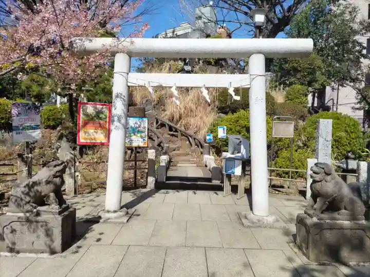 鳩森八幡神社(東京都)
