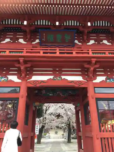 不動院(板橋不動尊)の山門・神門