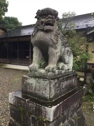 八雲神社の狛犬