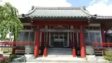 成顕寺の本殿・本堂