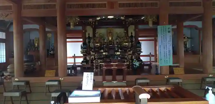 林西寺の本殿・本堂