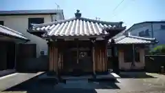 薬師寺の本殿