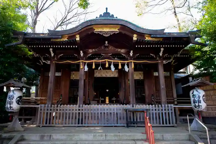 中目黒八幡神社の本殿・本堂