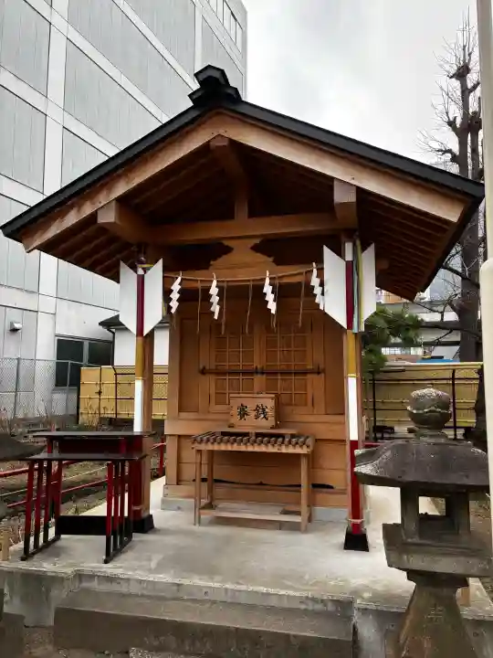 磐井神社の{uncategorized: "未分類", other: "その他", undefined: "問題あり", building: "その他建物", grave: "お墓", sacred_gate: "鳥居", guardian: "狛犬", statue: "像", buddha: "仏像", history: "歴史", nature: "自然", garden: "庭園", animal: "動物", pagoda: "塔", temizu: "手水舎", mountain_gate: "山門・神門", sanctuary: "本殿・本堂", subordinate: "末社・摂社", art: "芸術", scenery: "景色", jizo: "地蔵", ema: "絵馬", goshuin: "御朱印", omikuji: "おみくじ", items: "授与品その他", amulet: "お守り", goshuincho: "御朱印帳", eats: "食事", festival: "お祭り", votive_dance: "神楽", shichigosan: "七五三参", wedding: "結婚式", experience: "体験その他", initially: "初詣", around: "周辺", anti_infection: "感染症対策"}