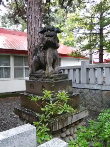 彌彦神社　(伊夜日子神社)の狛犬