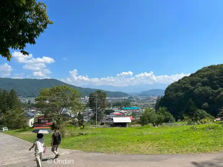 諏訪大社上社前宮(長野県)