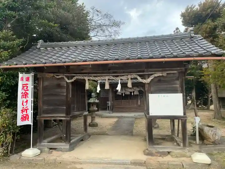 常世神社の{uncategorized: "未分類", other: "その他", undefined: "問題あり", building: "その他建物", grave: "お墓", sacred_gate: "鳥居", guardian: "狛犬", statue: "像", buddha: "仏像", history: "歴史", nature: "自然", garden: "庭園", animal: "動物", pagoda: "塔", temizu: "手水舎", mountain_gate: "山門・神門", sanctuary: "本殿・本堂", subordinate: "末社・摂社", art: "芸術", scenery: "景色", jizo: "地蔵", ema: "絵馬", goshuin: "御朱印", omikuji: "おみくじ", items: "授与品その他", amulet: "お守り", goshuincho: "御朱印帳", eats: "食事", festival: "お祭り", votive_dance: "神楽", shichigosan: "七五三参", wedding: "結婚式", experience: "体験その他", initially: "初詣", around: "周辺", anti_infection: "感染症対策"}
