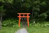 阿寒湖稲荷神社(北海道)