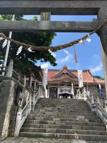 普天満宮の本殿