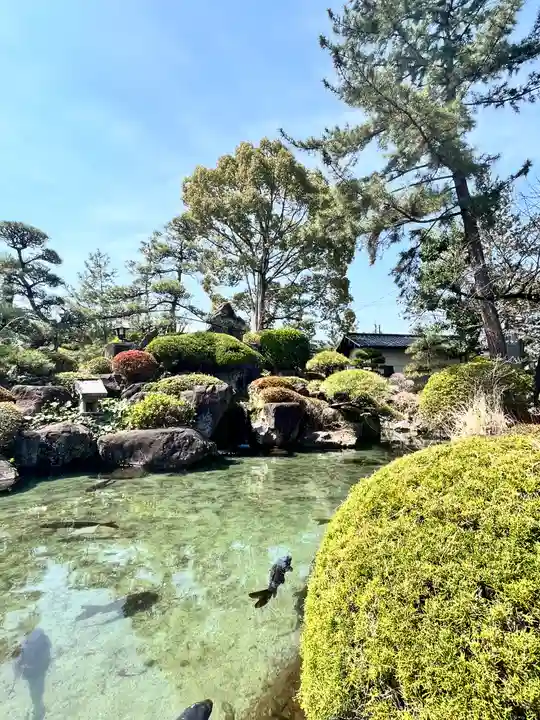 甲斐善光寺(山梨県)