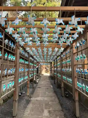 熊野大社の{uncategorized: "未分類", other: "その他", undefined: "問題あり", building: "その他建物", grave: "お墓", sacred_gate: "鳥居", guardian: "狛犬", statue: "像", buddha: "仏像", history: "歴史", nature: "自然", garden: "庭園", animal: "動物", pagoda: "塔", temizu: "手水舎", mountain_gate: "山門・神門", sanctuary: "本殿・本堂", subordinate: "末社・摂社", art: "芸術", scenery: "景色", jizo: "地蔵", ema: "絵馬", goshuin: "御朱印", omikuji: "おみくじ", items: "授与品その他", amulet: "お守り", goshuincho: "御朱印帳", eats: "食事", festival: "お祭り", votive_dance: "神楽", shichigosan: "七五三参", wedding: "結婚式", experience: "体験その他", initially: "初詣", around: "周辺", anti_infection: "感染症対策"}