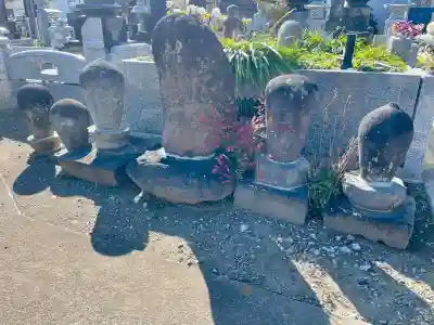 中台寺の{uncategorized: "未分類", other: "その他", undefined: "問題あり", building: "その他建物", grave: "お墓", sacred_gate: "鳥居", guardian: "狛犬", statue: "像", buddha: "仏像", history: "歴史", nature: "自然", garden: "庭園", animal: "動物", pagoda: "塔", temizu: "手水舎", mountain_gate: "山門・神門", sanctuary: "本殿・本堂", subordinate: "末社・摂社", art: "芸術", scenery: "景色", jizo: "地蔵", ema: "絵馬", goshuin: "御朱印", omikuji: "おみくじ", items: "授与品その他", amulet: "お守り", goshuincho: "御朱印帳", eats: "食事", festival: "お祭り", votive_dance: "神楽", shichigosan: "七五三参", wedding: "結婚式", experience: "体験その他", initially: "初詣", around: "周辺", anti_infection: "感染症対策"}