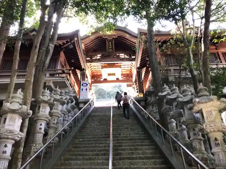 鹿嶋神社の山門・神門