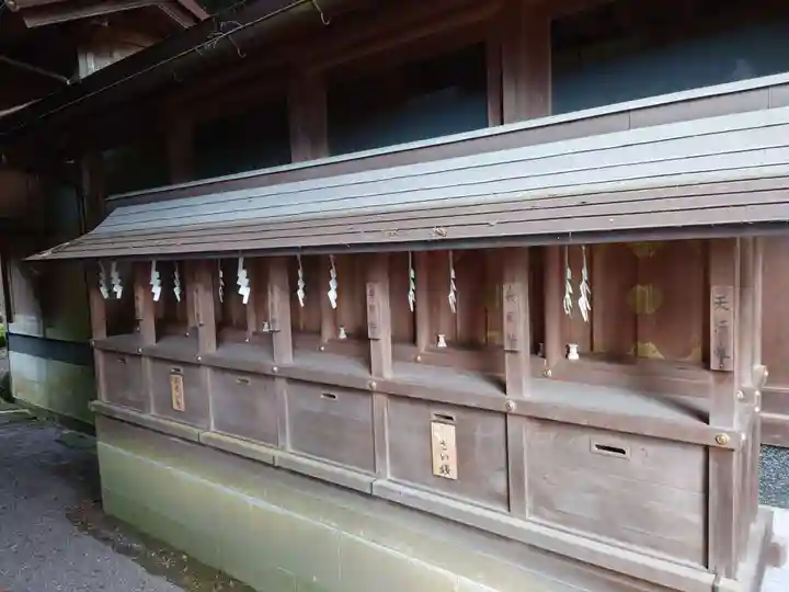 内々神社の末社・摂社