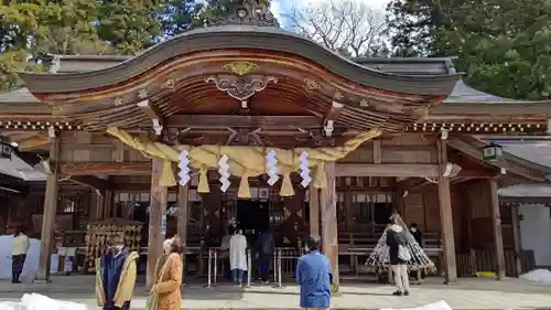 白山比咩神社の本殿