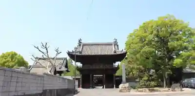延命寺の山門・神門