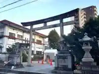 三輪神社の鳥居