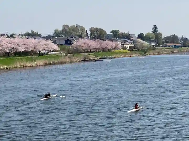 尾曳稲荷神社の周辺