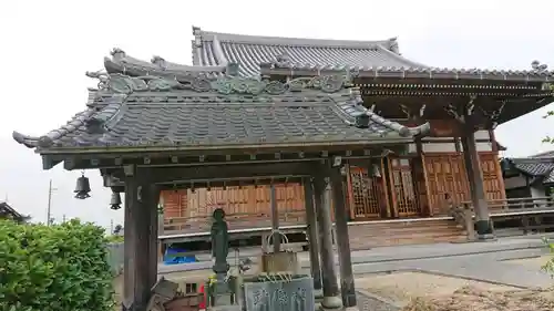 青宮寺の手水舎