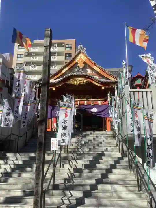 成田山 萬福院の本殿・本堂