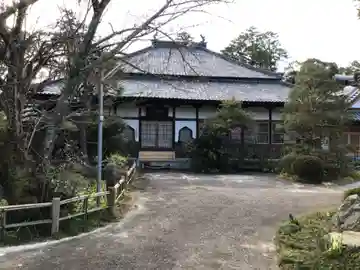 長松院の本殿・本堂