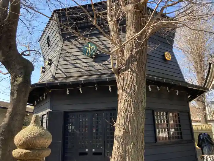 金山神社(若宮八幡宮境内社)の本殿・本堂