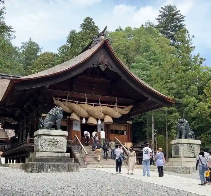 諏訪大社下社秋宮(長野県)