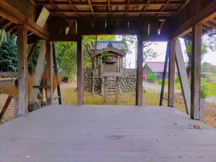 白山社(丹陽町九日市場)の本殿・本堂