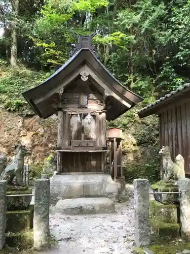 玉作湯神社の末社