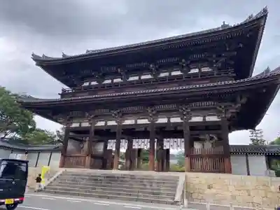 仁和寺の山門・神門