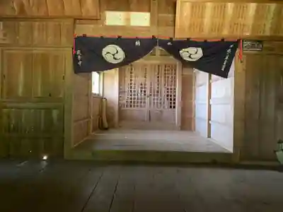 石尊神社の本殿・本堂