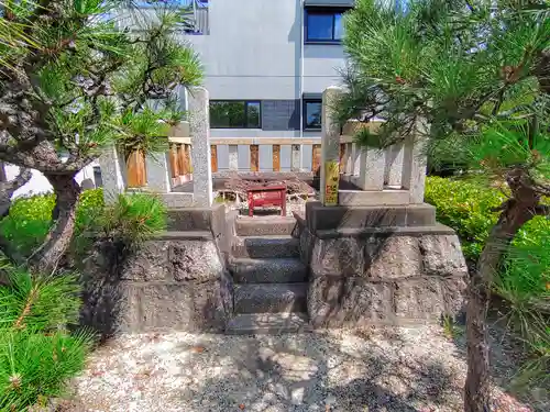 大石神社（山の手）の本殿・本堂