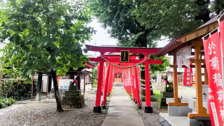 於菊稲荷神社(群馬県)