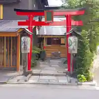 五十稲荷神社(栄寿稲荷神社)の鳥居
