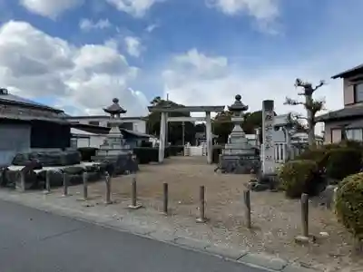井出神社の鳥居