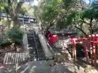 金刀比羅神社の{uncategorized: "未分類", other: "その他", undefined: "問題あり", building: "その他建物", grave: "お墓", sacred_gate: "鳥居", guardian: "狛犬", statue: "像", buddha: "仏像", history: "歴史", nature: "自然", garden: "庭園", animal: "動物", pagoda: "塔", temizu: "手水舎", mountain_gate: "山門・神門", sanctuary: "本殿・本堂", subordinate: "末社・摂社", art: "芸術", scenery: "景色", jizo: "地蔵", ema: "絵馬", goshuin: "御朱印", omikuji: "おみくじ", items: "授与品その他", amulet: "お守り", goshuincho: "御朱印帳", eats: "食事", festival: "お祭り", votive_dance: "神楽", shichigosan: "七五三参", wedding: "結婚式", experience: "体験その他", initially: "初詣", around: "周辺", anti_infection: "感染症対策"}
