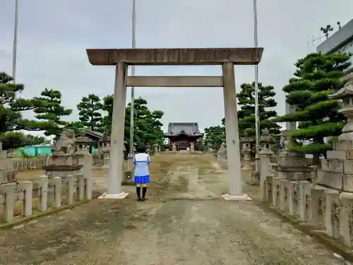 新政成神社の鳥居