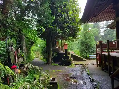 清滝寺の建物その他