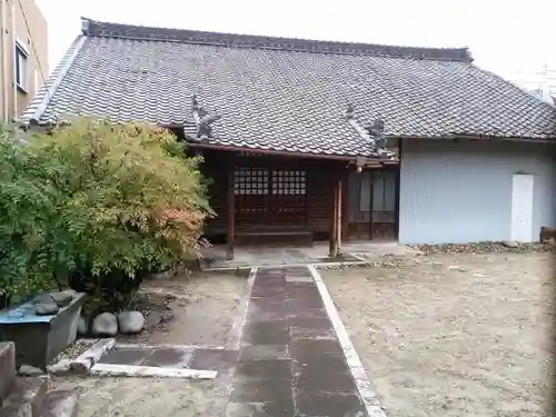 万徳山 彌陀寺の本殿