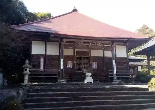 正平寺の本殿・本堂