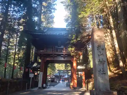 日光二荒山神社の山門・神門