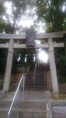 諏訪神社の鳥居